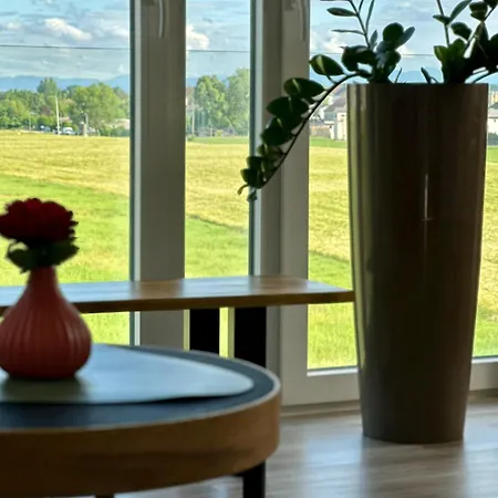 Grosszuegige 100 M2 Mit Terrasse *